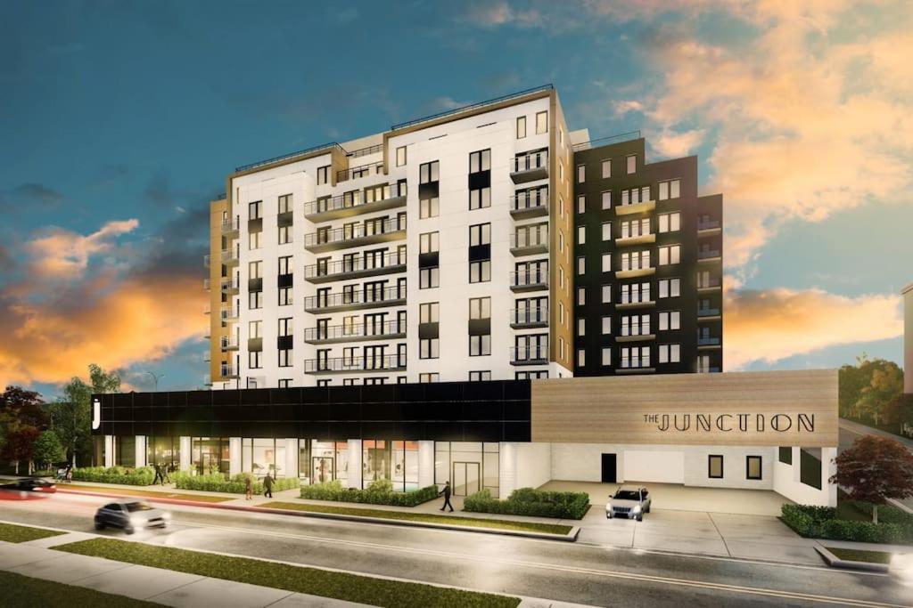 Luxurious Modern 2Br Condo Sleeps 5 Coffee, Ac, Wifi Halifax Exterior photo